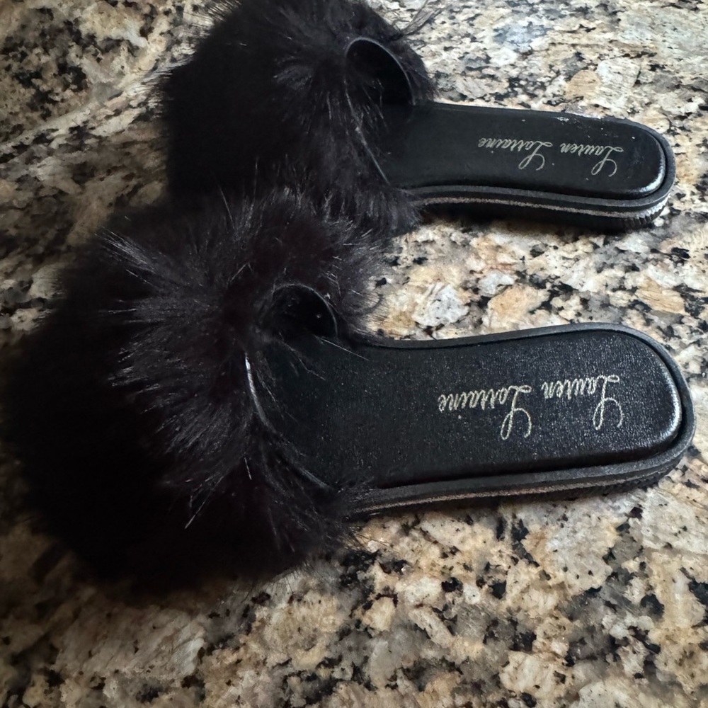 Lauren Lorraine Black Fur Slippers - Picture 2 of 7